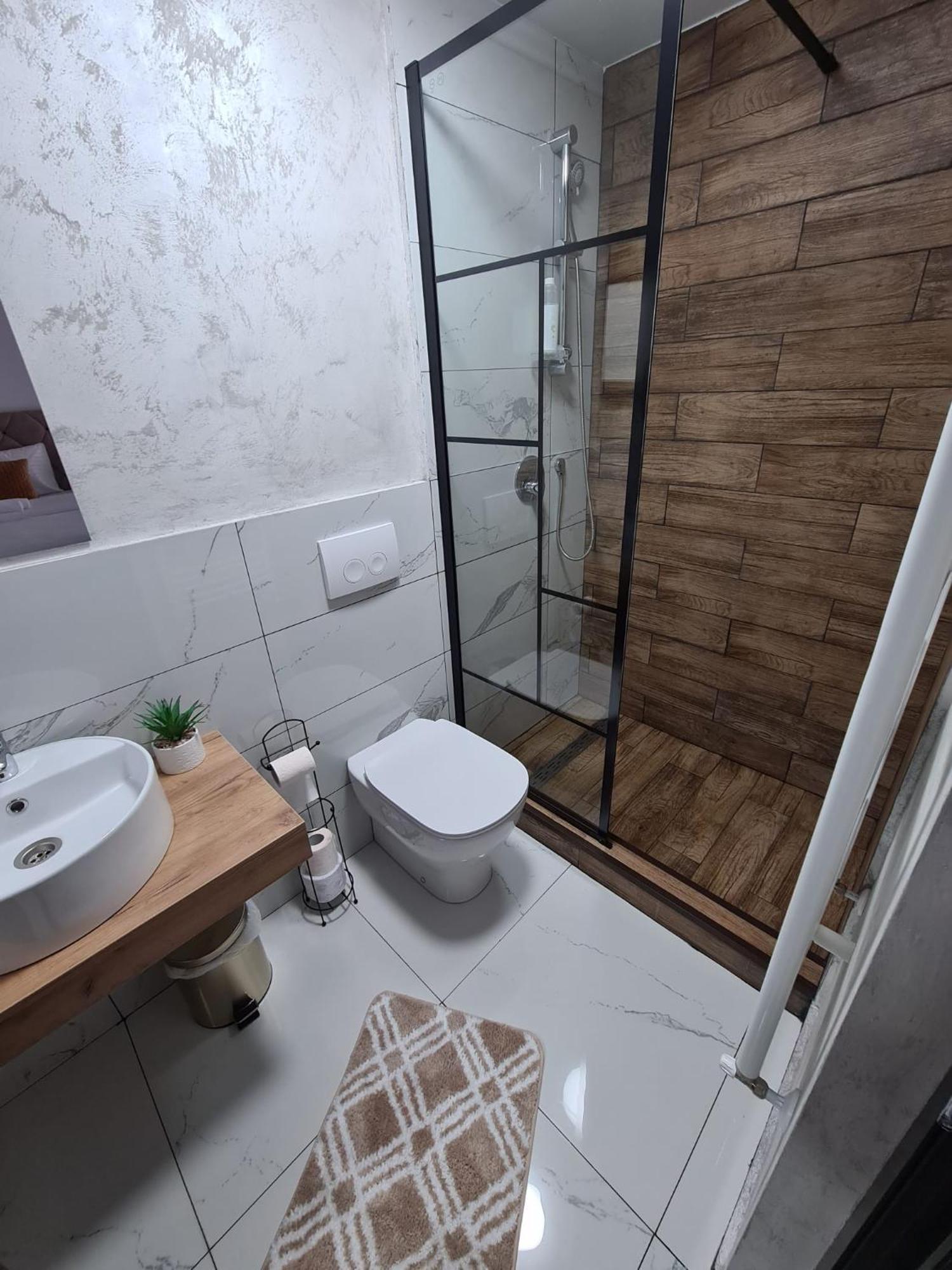 Bella Vista Bungalow Турда Номер фото